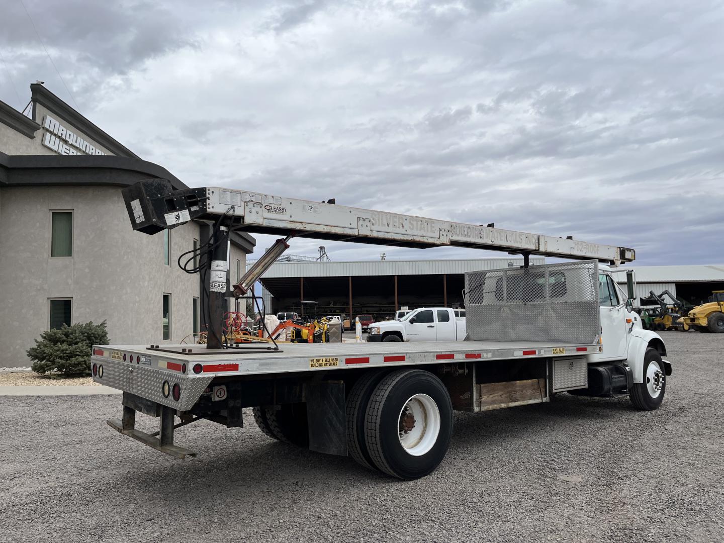 ./imagenes/INVOICE/2019/17377/CAMION INTERNATIONAL 4700 4X2 CON BANDA TRANSPORTADORA (11).JPG